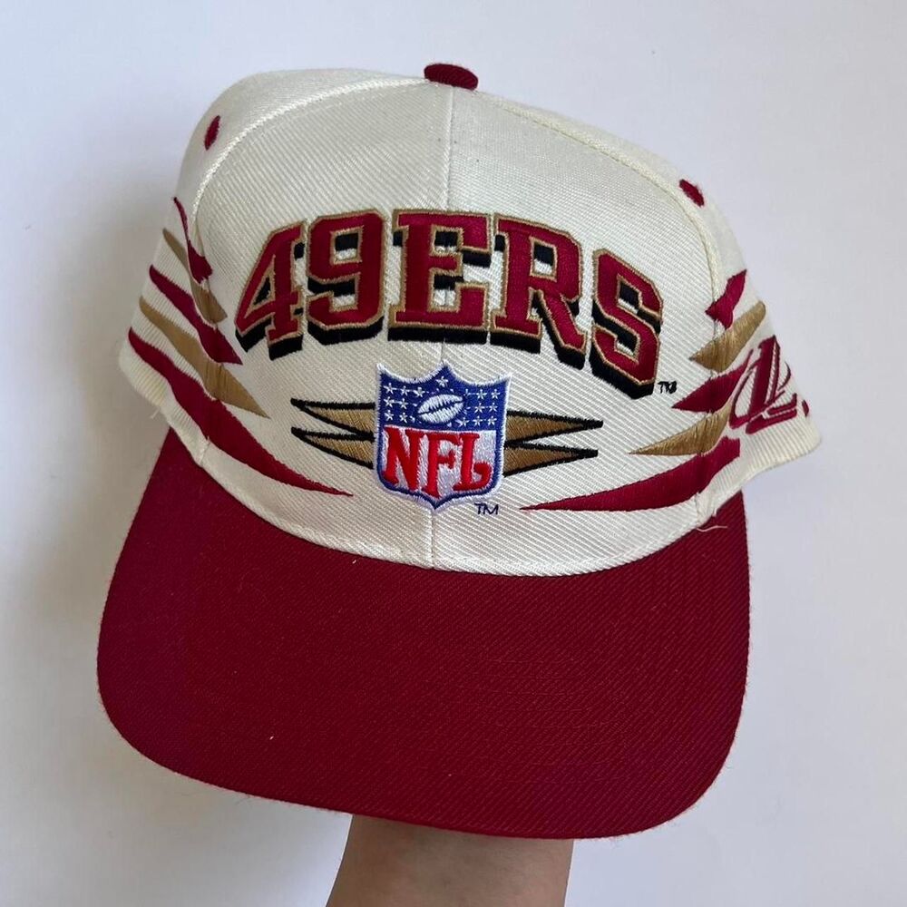 Nfl Men's White and Red Hat